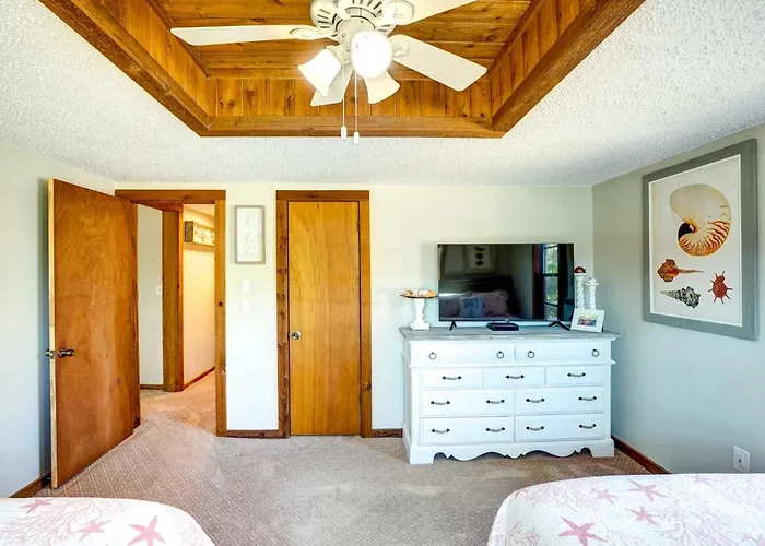 Ferienhaus Indian Rocks Cottage, Walk To Beach! *
