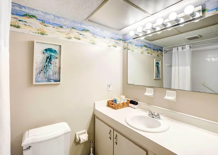 Indian Rocks Cottage, Walk To Beach! Clearwater Beach