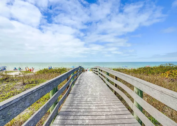 Indian Rocks Cottage, Walk To Beach! Ferienhaus Clearwater Beach